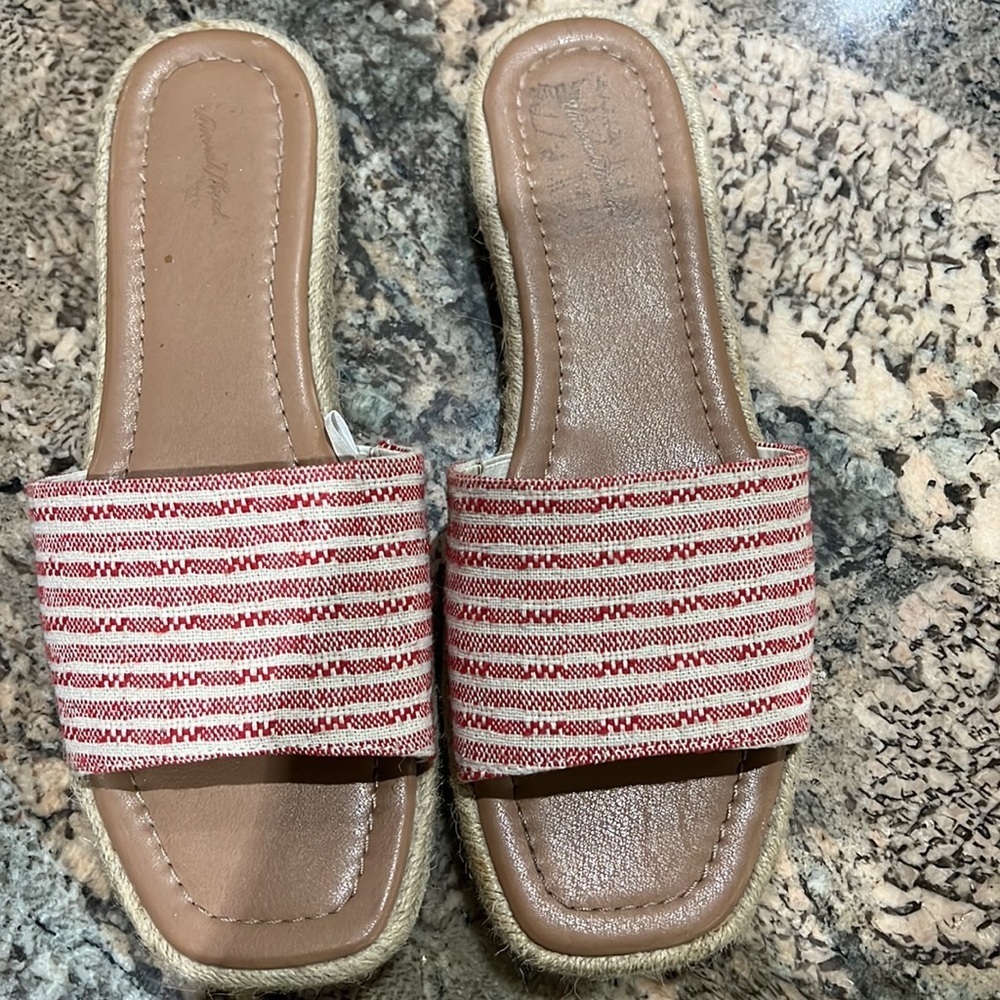 Universal Thread Slides - Picture 2 of 6